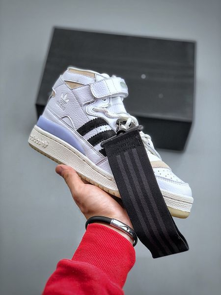 Adidas Originals Forum 2022新款 羅馬系列魔術貼系帶中幫復古男女款運動板鞋