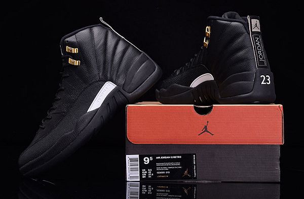 air jordan 12 retro 新款上市 時尚男款個性高幫籃球戰靴 黑金扣 