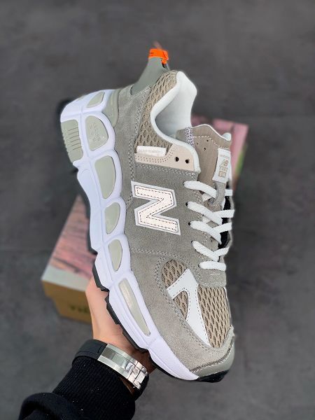 Salehe Bembury x New Balance 574 Yurt 2022新款 範思哲總監聯名男女款復古跑步鞋