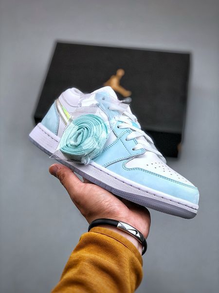 Air Jordan 1 Low 2024最新情侶款海藍色運動鞋