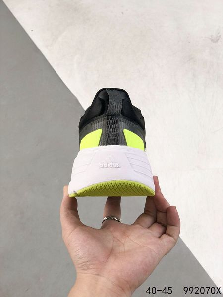 adidas QUESTARSTRIKE 2022新款 三葉草爆米花網面男生跑步鞋