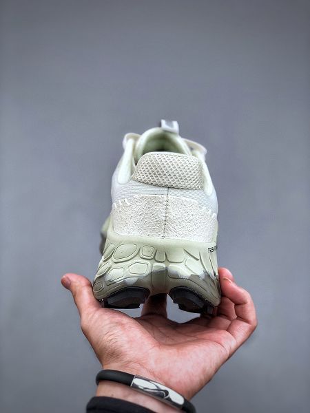 New Balance Fresh Foam X More V3 TDS 系列 全新男女款緩震跑步鞋