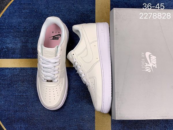 Nike Air Force Low 1 07 Reflective White 2021新款 空軍一號情侶款休閒板鞋 帶半碼