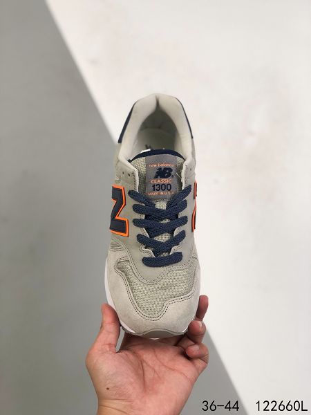 New Balance NB1300系列 2021新款 豬八革網面男款復古運動跑鞋